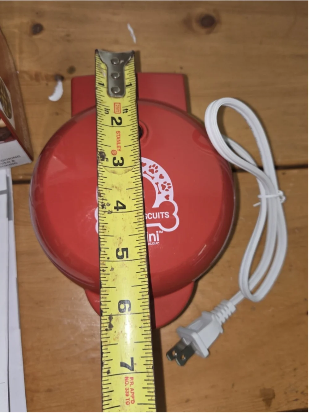 Nostalgia MyMini Dog Biscuit Treat Maker Red - Tested Never Used Box Wear
